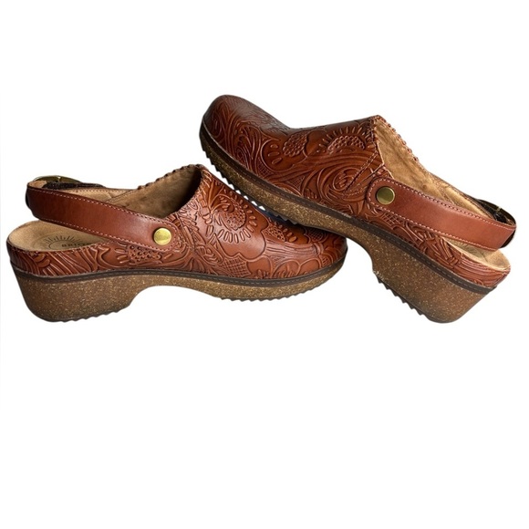 Brioso the Robson Tooled Leather Clogs Women's Size 7 - Picture 8 of 12